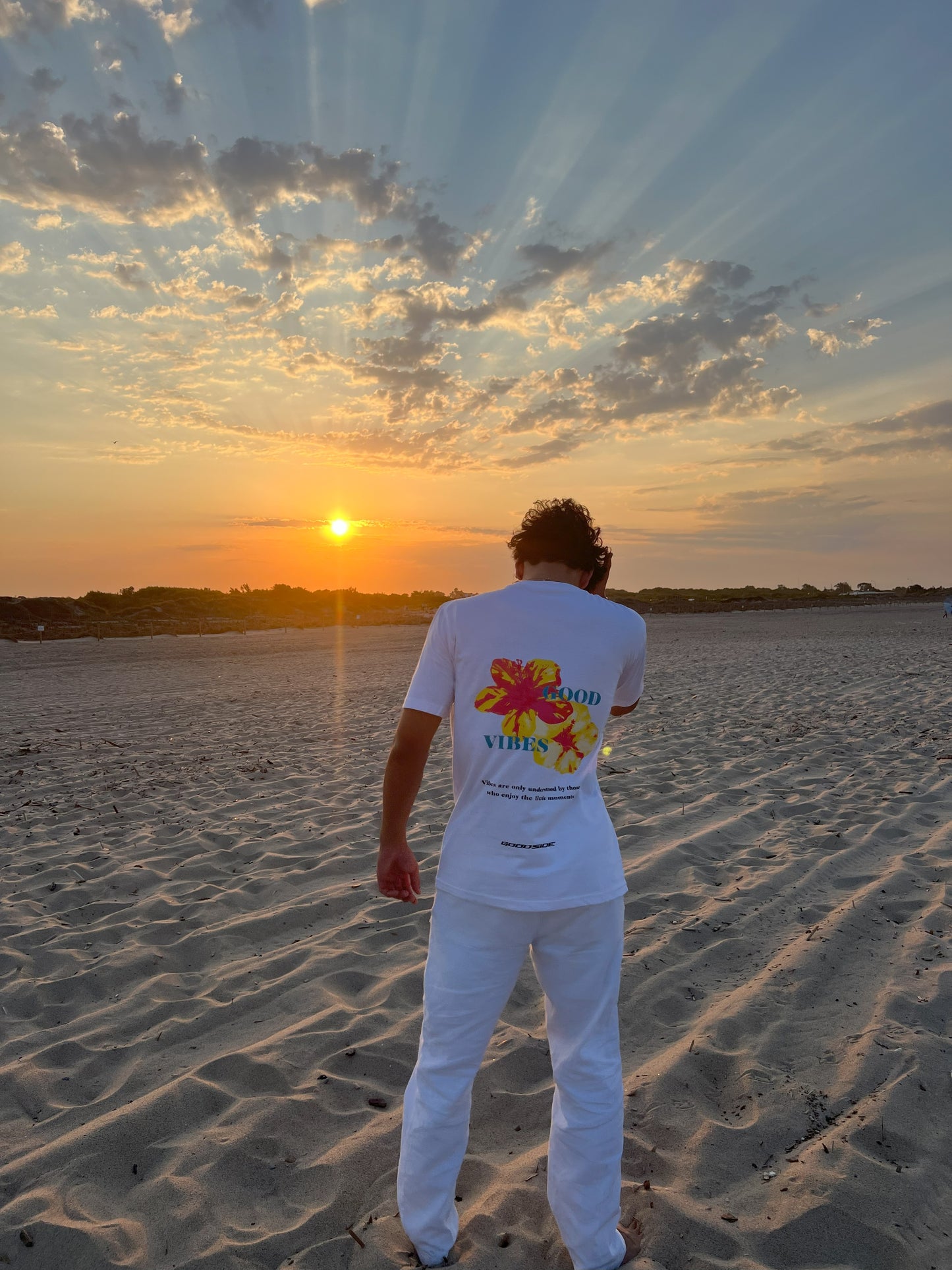 CAMISETA GOOD VIBES